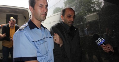 Stire din Eveniment : Presupușii călăi ai Larei Șaban rămân după gratii