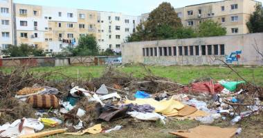 Stire din Politică-Administrație : Constanța renunță la contractul  cu Polaris? Se cere suspendarea  în instanță