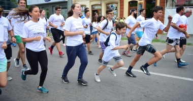 Sute de alergători, la ediția jubiliară a Crosului Național Olimpic - 6