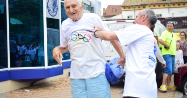Sute de alergători, la ediția jubiliară a Crosului Național Olimpic - 10