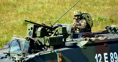 Stire din Eveniment : Sute de militari participă  la exerciții multinaționale,  la Kogălniceanu și Capu Midia