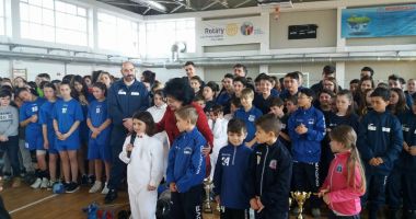 Sute de copii s-au bucurat, la Cumpăna, de prezența sportivilor de la BC Athletic și CSU Neptun - 4