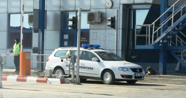 Stire din Eveniment : Sute de jucării contrafăcute, confiscate la Agigea