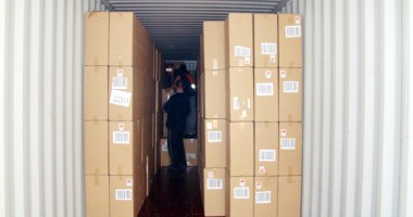 Sute de mii de pachete de țigări  confiscate în portul Constanța - 4