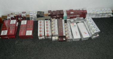 Stire din Eveniment : Sute de pachete de țigări, confiscate din zona Gării  și Piața Abator