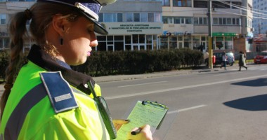 Stire din Eveniment : Sute de pietoni, sancționați de polițiști