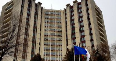 Stire din Eveniment : Premieră într-un spital public din România! Operație la inimă printr-o deschidere de numai 5 cm