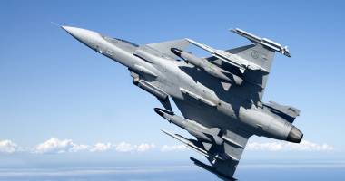 Stire din Actualitate : Qatarul cumpără din Franța 24 de avioane Rafale