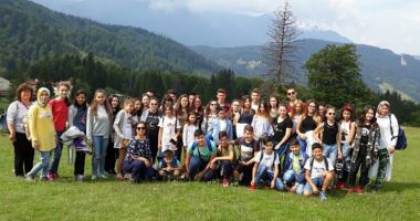 Stire din Cultură-Educație : Tabără de limbă maternă pentru copiii turci
