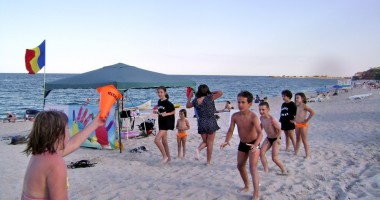 Stire din Cultură-Educație : Tabere gratuite oferite de Primăria Mangalia elevilor merituoși
