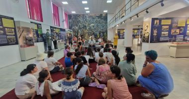 Stire din Cultură-Educație : La Cumpăna au debutat taberele de vară pentru elevii cu rezultate deosebite