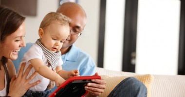 Stire din Social : Autismul, tratat cu ajutorul tabletelor Android, la Centrul "Marea Neagră"