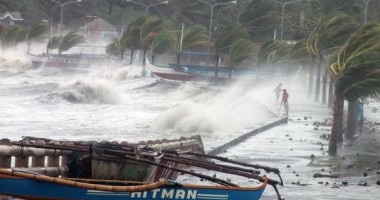 Stire din Actualitate : Japonia / Taifunul Neoguri a ajuns pe insula Kyushu