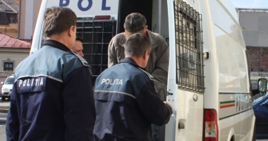Stire din Eveniment : Furturi și tâlhării pe bandă rulantă, la Constanța