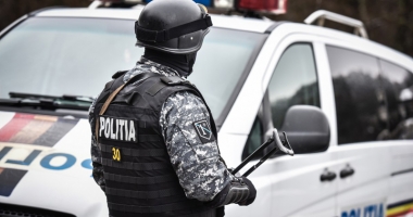 Stire din Eveniment : Tânăr reținut după un flagrant pus la cale de polițiștii constănțeni