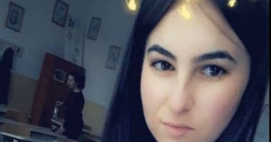 Stire din Eveniment : Tânăra bătută și aruncată peste gardul spitalului de iubitul gelos a murit