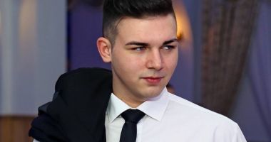 El este băiatul de doar 19 ani mort în teribilul accident de pe DN 7!
