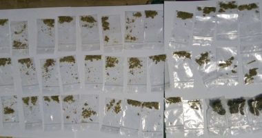 Stire din Eveniment : Tânăr prins cu 37 de pliculeţe cu substanţe hulucinogene, în zona Anda