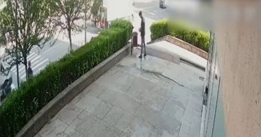 Stire din Eveniment : Caz șocant! Un tânăr de 19 și-a dat foc și a murit. Nimeni nu a intervenit!