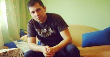 Stire din Eveniment : Tânăr spânzurat în județul Constanța. Ce mesaj a lăsat pe Facebook înainte să se sinucidă