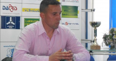 Stire din Sport : Fotbal / Viorel Tănase, supărat-foc pe fotbaliștii Farului