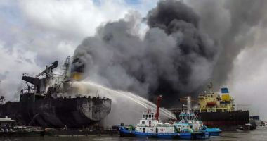 Galerie FOTO-VIDEO / 7 navigatori MORȚI în incendiul de pe un tanc petrolier. Unde s-a petrecut TRAGEDIA - 2
