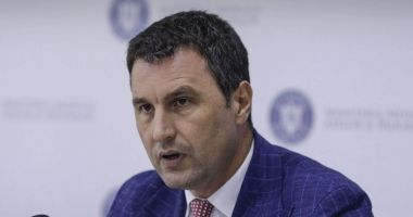 Stire din Economie : Ministrul de Finanțe vrea limitarea tranzacțiilor cu cash: „În unele domenii le vom reduce foarte mult”