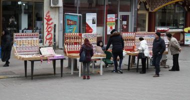 Stire din Politică-Administrație : Primăria Constanța primește documentația celor ce vor să vândă mărțișoare pe domeniul public