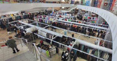 Patru zile de shopping! Constănţenii, atraşi de ofertele speciale ale târgului TINIMTEX - 2