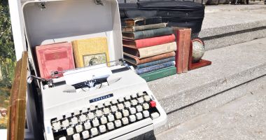 GALERIE FOTO. Târg de antichități în Piața Ovidiu - 15