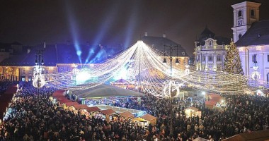 RUȘINE. Cum arată CONSTANȚA de SĂRBĂTORI comparativ cu marile orașe ale României - 6