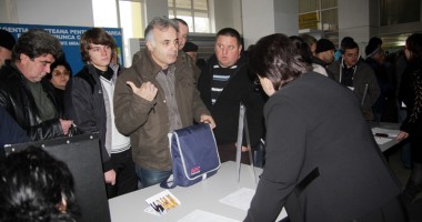 Târg de joburi pentru muncitori cu "cârca" - 5