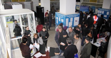 Târg de joburi pentru muncitori cu "cârca" - 6