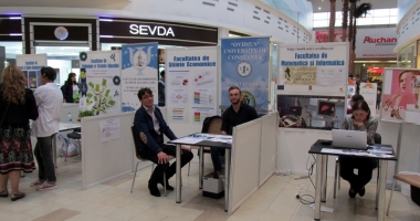 Stire din Cultură-Educație : Facultatea, o necesitate sau un moft? Intră cine vrea, termină cine poate