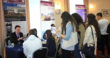 Universitățile britanice, cele mai căutate de elevii constănțeni - 4