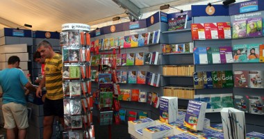 Stire din Cultură-Educație : Cum își atrage Târgul GAUDEAMUS vizitatori la Constanța