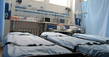 Spitalul Județean, dotat cu tărgi hidraulice pentru pacienți - 2