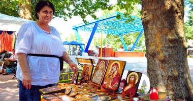 Stire din Diverse : Zona Cazino, transformată într-un sat tradițional în miniatură