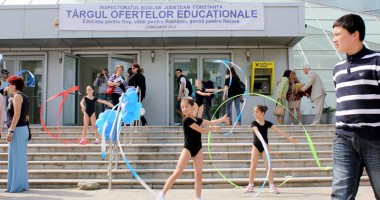 Peste 11.000 de elevi, așteptați  la Târgul Ofertelor Educaționale - 3