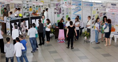 Peste 11.000 de elevi, așteptați  la Târgul Ofertelor Educaționale - 4