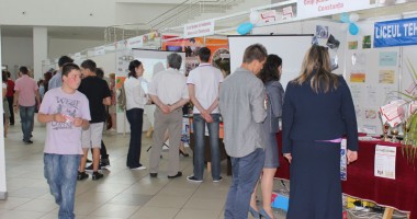 Ce clase și câte locuri au pregătit liceele constănțene pentru viitorii boboci - 2