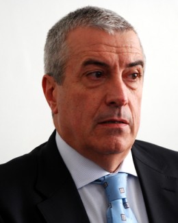 Stire din Politică-Administrație : De ce scade PNL în sondajele de opinie