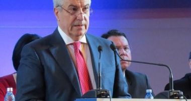 Stire din Politică-Administrație : Tăriceanu: "Iohannis folosește referendumul pentru a fura startul la prezidențiale"