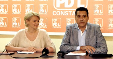 Stire din Politică-Administrație : Atac dur de la Constanța la adresa lui Tăriceanu: "Nu este altceva decât o lichea politică!"