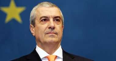 Stire din Politică-Administrație : PNL îi cere  lui Tăriceanu  să se delimiteze de grupul ALDE din PE