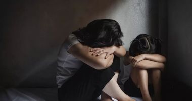 Stire din Eveniment : Timp de zece ani, un tată și-a violat fiicele minore. Iată cum le-ar fi constrâns pe fete