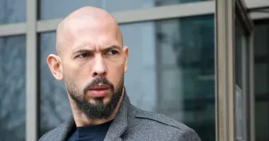 Andrew Tate s-a prezentat din nou la DIICOT, în cadrul unei anchete aflate în desfășurare