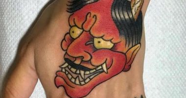 A renunțat la viața pe mare pentru pictura trupului. "Tatuajele sunt viața mea!" - 6
