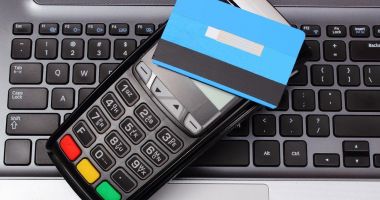 Stire din Actualitate : Consilierul lui Nicușor Dan confirmă că taxa pe tranzacția bancară este în discuții, la Cotroceni