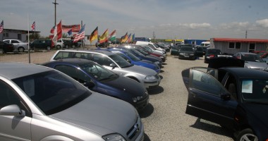 Stire din Eveniment : Cine scapă de plata taxei de primă înmatriculare
